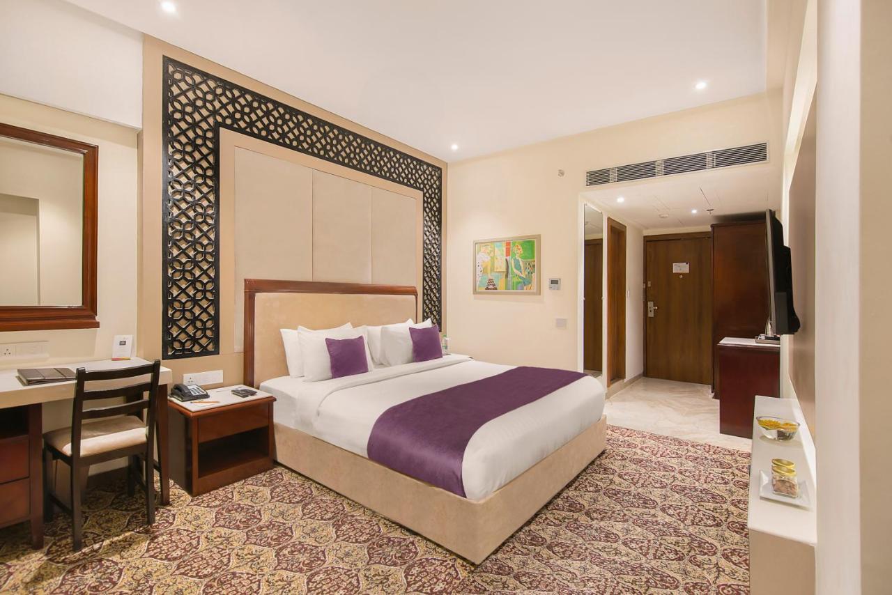 Sarovar Portico , Indore Hotell Eksteriør bilde